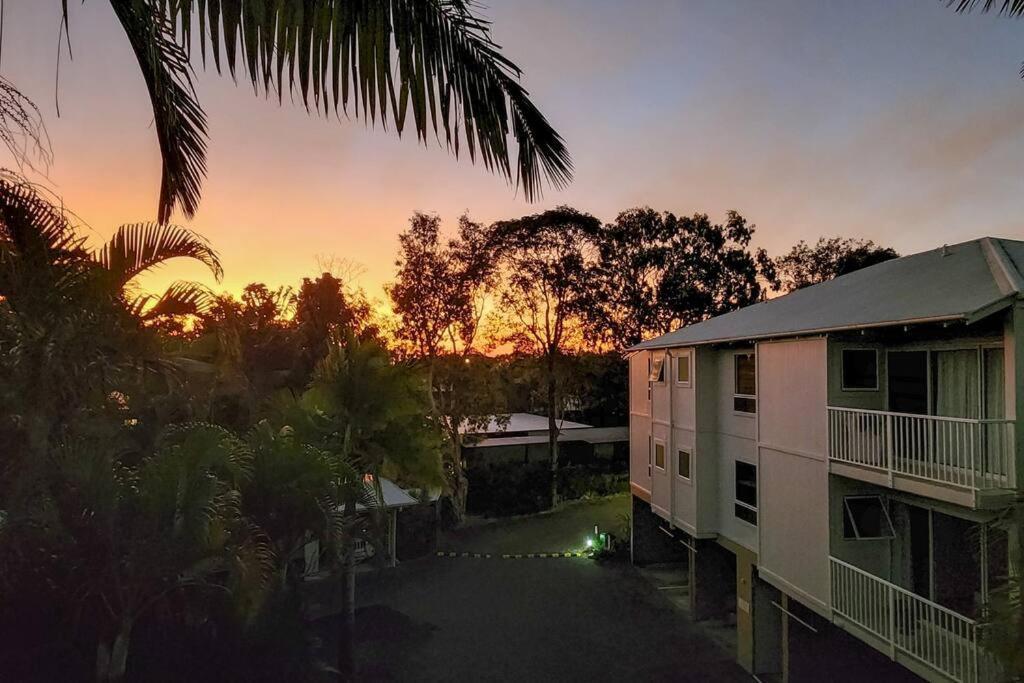 Luxury Top Floor Sunset Villa Noosaville Dış mekan fotoğraf